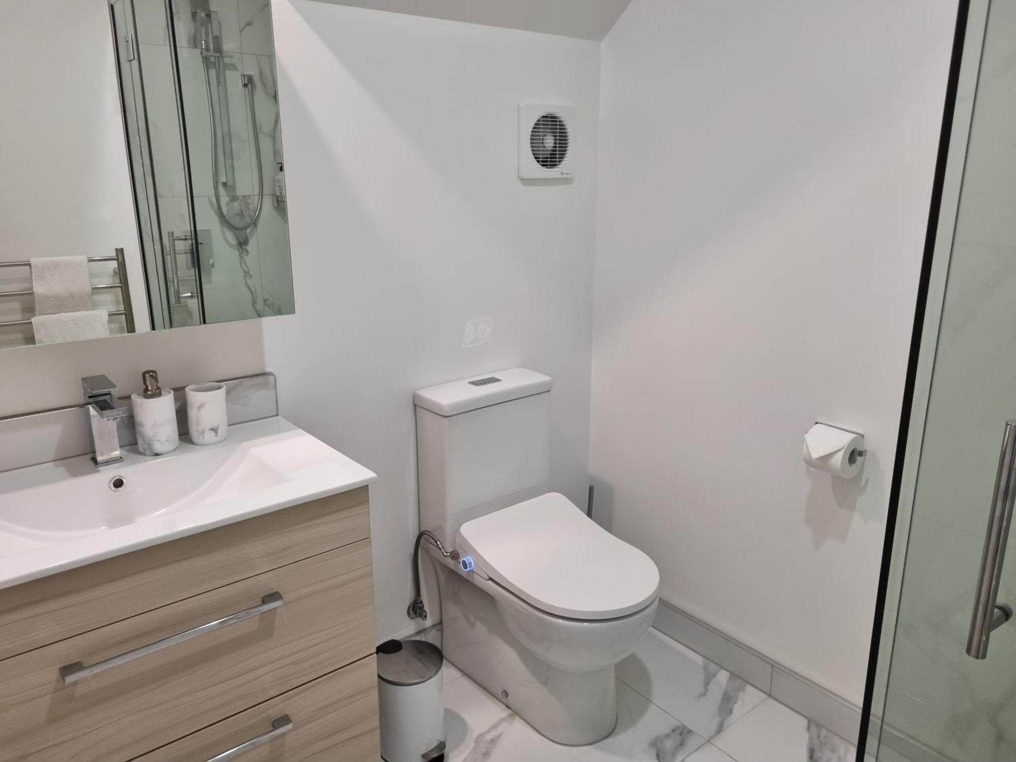 Apartament Cloud Nine Elegant Escape Awaits Christchurch Zewnętrze zdjęcie
